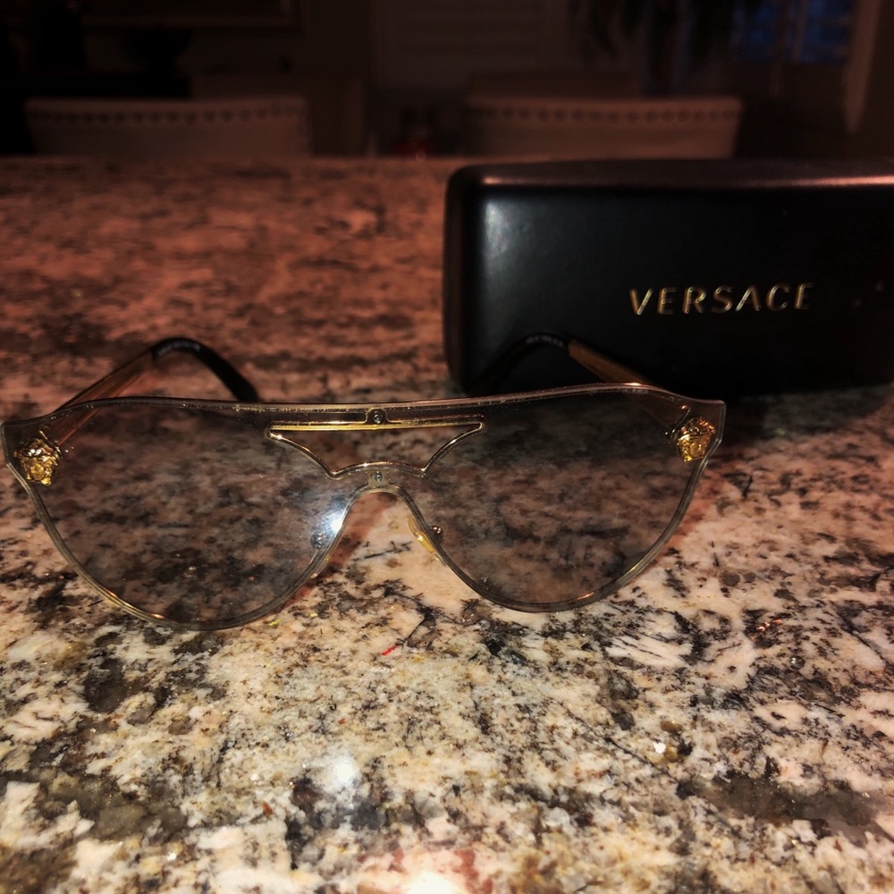 VERSACE SUNGLASSES